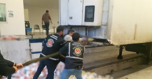 Sarp’ta 30 bin paket tütün ele geçirildi