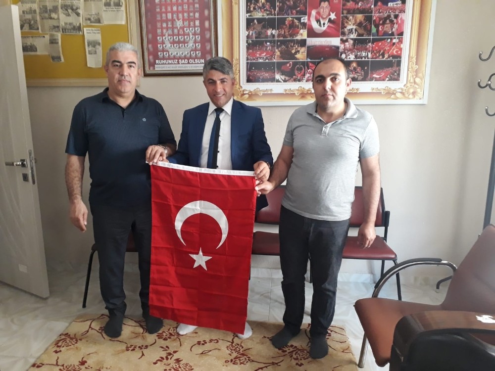 Sason esnafından şehit yakınlarına destek ziyareti 
