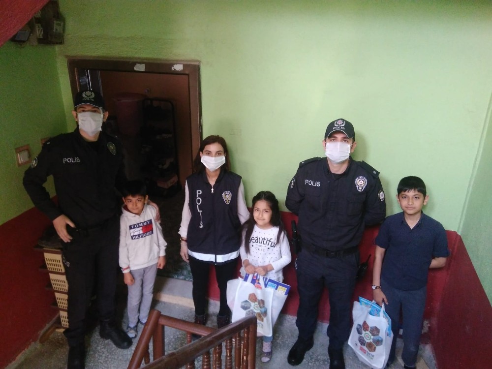 Sason polisi çocukların bayramını kutladı 