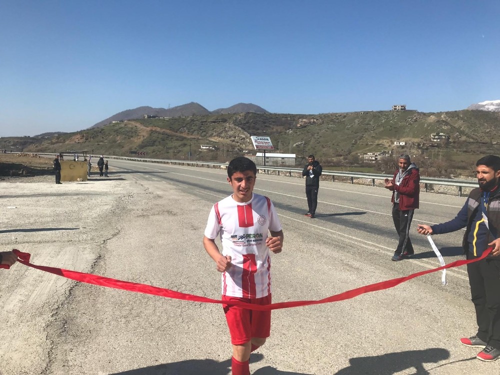 Sason’da öğrenciler arasında atletizm elemeleri yapıldı 