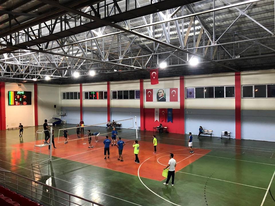 Sason’da okullar arası voleybol turnuvası finalleri yapıldı 