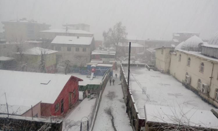 Sason’da okullar yarın da tatil edildi 