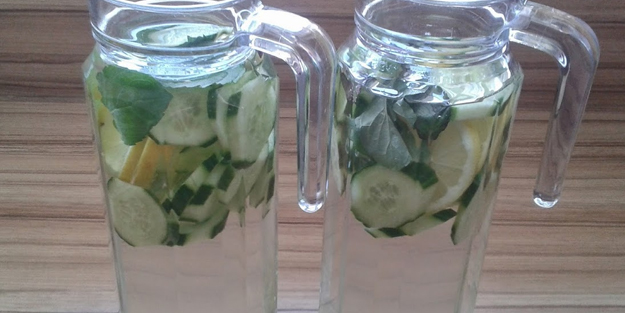 Sassy suyu nedir? Sassy suyu faydaları neler? Sassy Suyu (Göbek eritmek için) tarifi için malzemeler