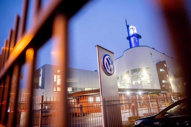 Satışlar tepetaklak! Alman devi Volkswagen bayır aşağı