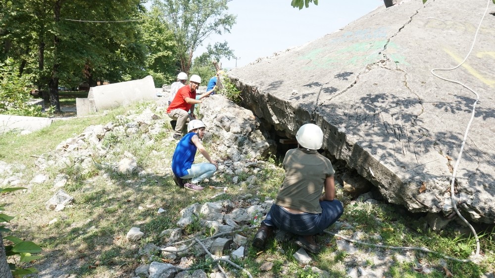 SAÜDAK Hafif Arama Kurtarma Eğitimini tamamladı 