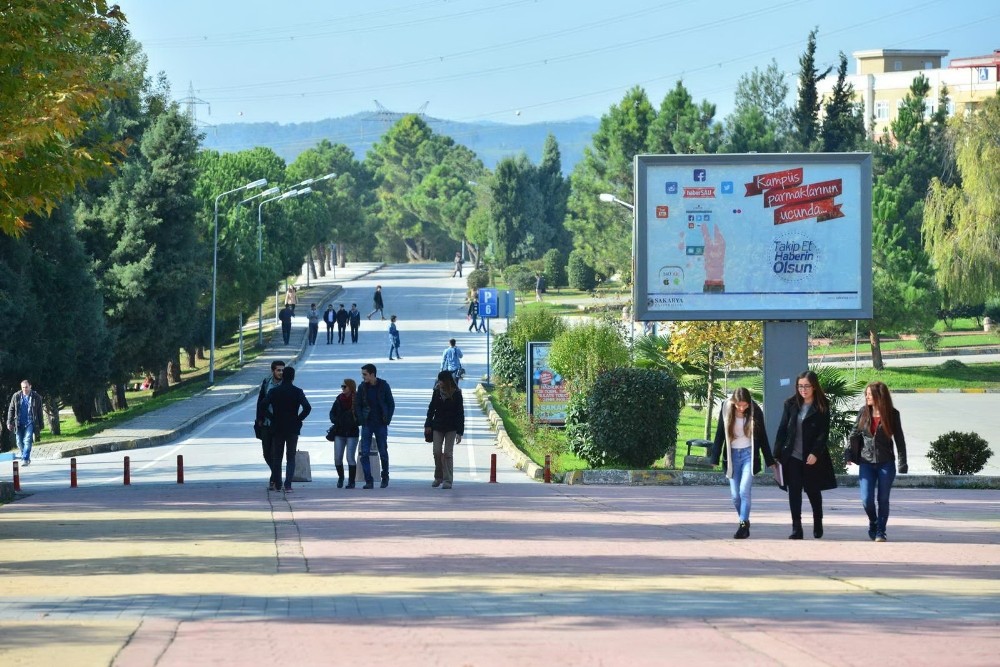 SAÜ’de bahar dönemi başladı 