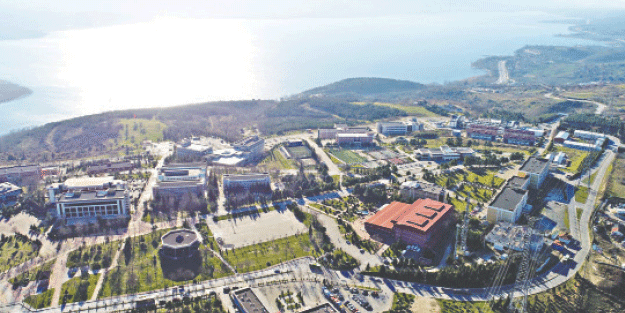 SAÜ’de önemli vurgu! Türkçe dünya dilidir