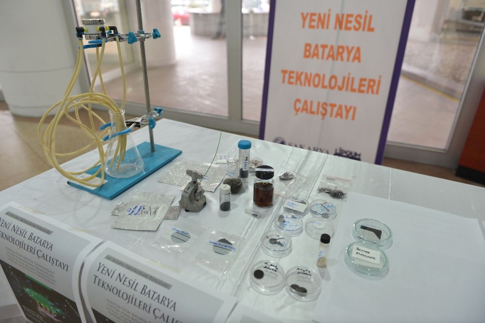 SAÜ’de ‘Yeni Nesil Batarya Teknolojileri’ çalıştayı gerçekleşti 