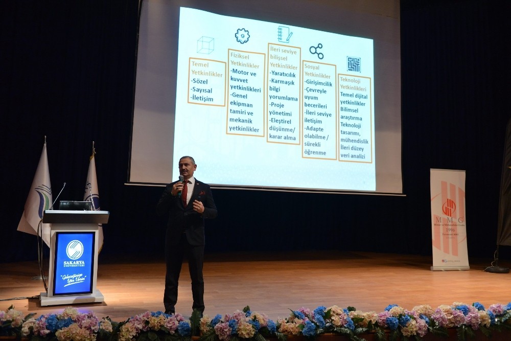 SAÜ’de, ‘Zirveye Yolculuk’ adlı konferans düzenlendi 