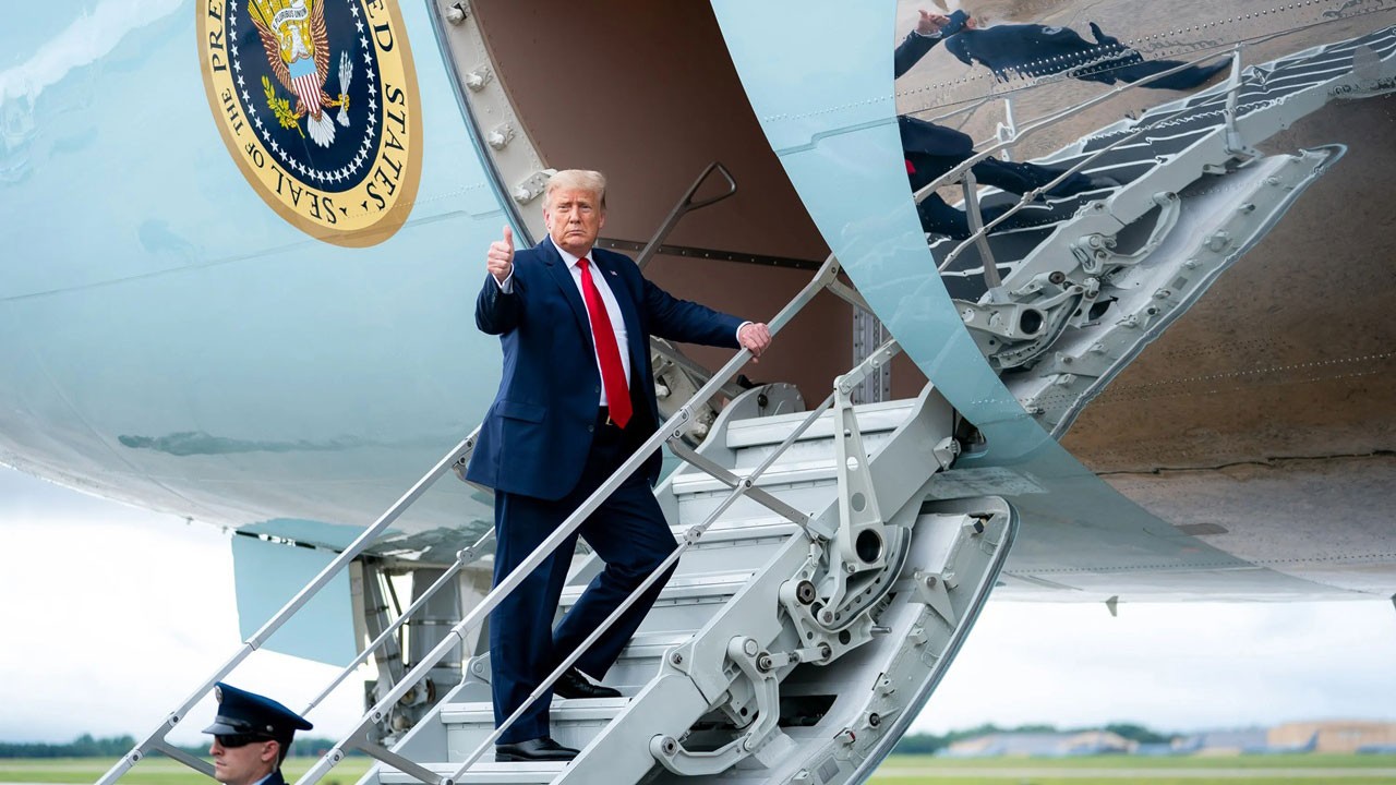 Savaş dilini espri diye sundu! Donald Trump'tan üstü kapalı mesaj