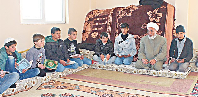 Savaş, ilmini yaymasına mani olmadı