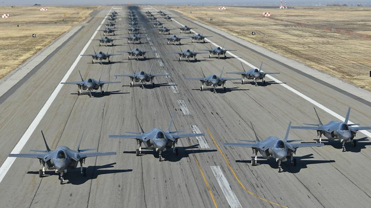 Savaş kapıda! ABD'nin F-35 savaş uçakları resmen yola çıktı!