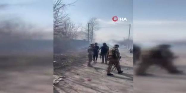 Savaşırken görüntülendiler! ABD'li askerleri Kiev'de