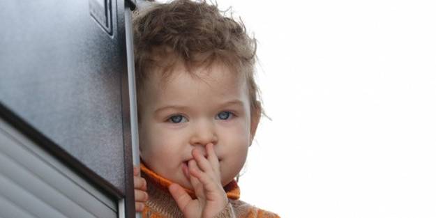 Savaşlarda en hassas grup ebeveynsiz çocuklardır! Savaş ortamında büyüyen çocuğun psikolojisi