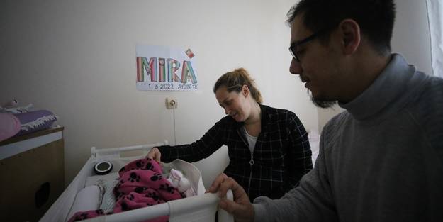 Savaştan kaçan Ukraynalı kadın Türkiye'de doğum yaptı