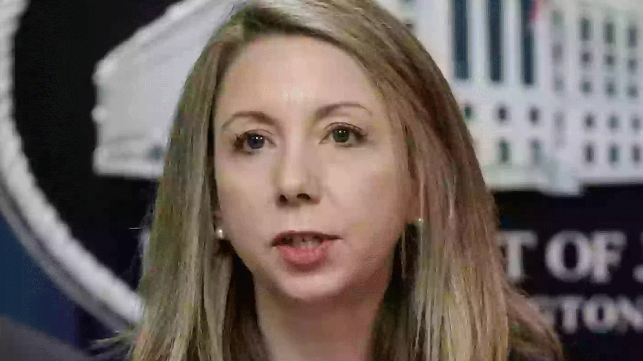 Savcı evinde ölü bulundu!