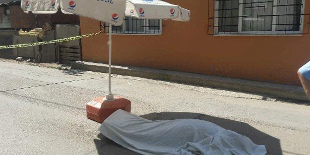 Sokak ortasında böyle beklettiler!