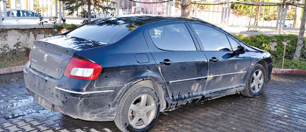 Savcının bulunduğu araçta kaçak sigara ele geçirildi