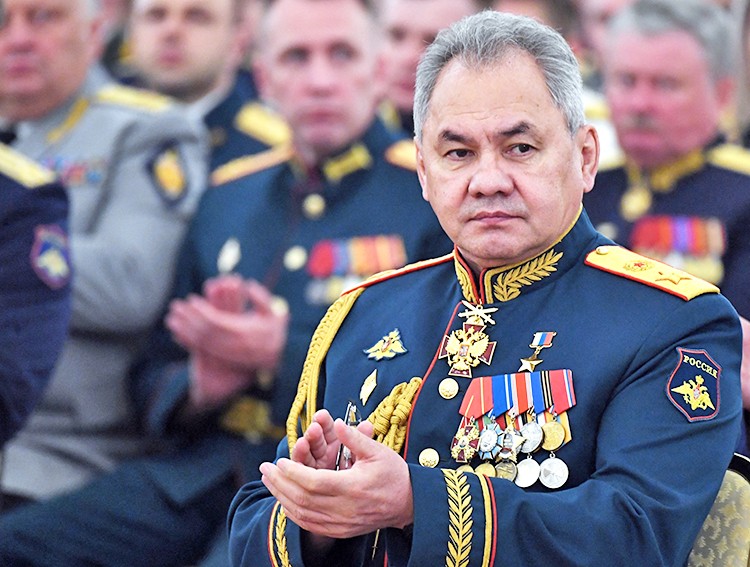 Savunma Bakanı Sergey Şoygu açıkladı: Rusya, asker sayısını 1 milyon 500 bine çıkarma kararı aldı