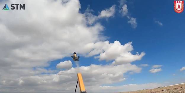 Savunma Sanayii Başkanı Demir, müjdeyi duyurdu! 'Alpagu' hedefi tam isabetle vurdu