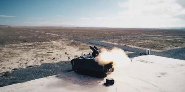 Savunma Sanayii'nden büyük başarı! Türkiye'nin tank avcısı milli füzeyle vurdu