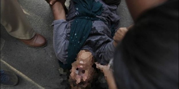 Saygısızlık bahnesiyle bütün köy tecavüz etti!