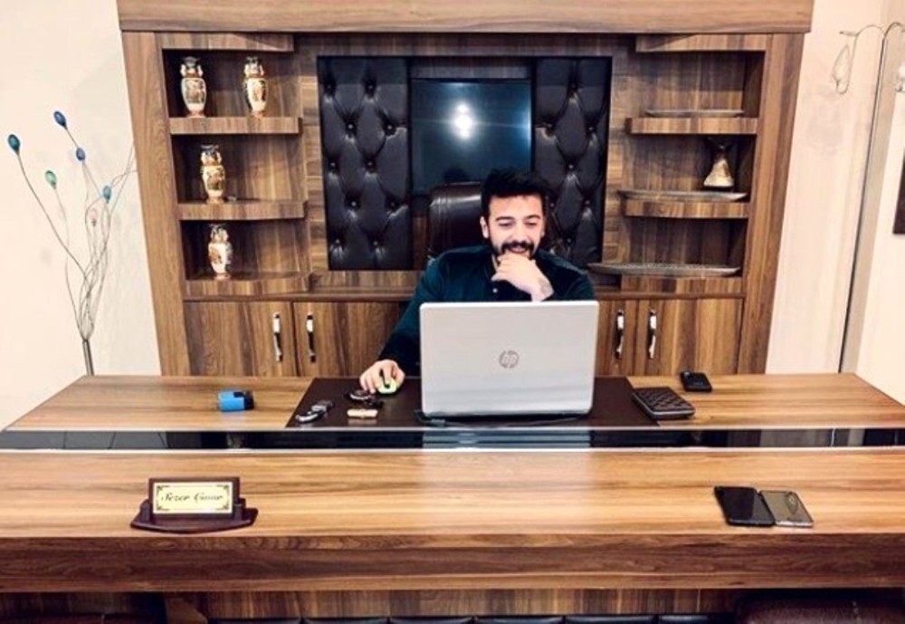 SC Sarvin kolonya ve maske yardımı yaptı 