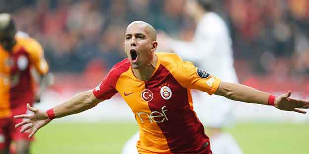 Schalke 7 milyon euro ile Feghouli'ye talip oldu