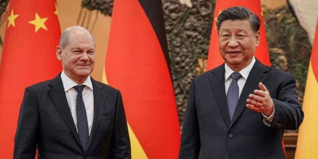 Scholz Çin'e gitti ortalık karıştı! "Naif mi, sinik mi?"