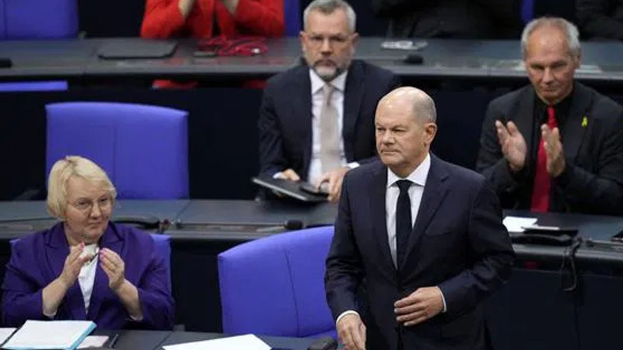 Scholz destek vereceğiz: Almanya’nın İsrail’e daha fazla silah göndereceğini duyurdu!