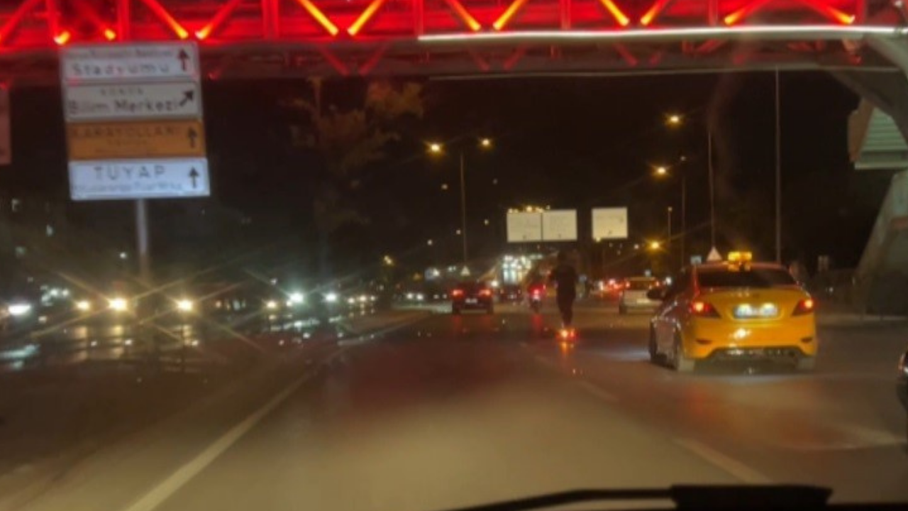 Scooter sürücüsü öyle bir şey yaptı ki…