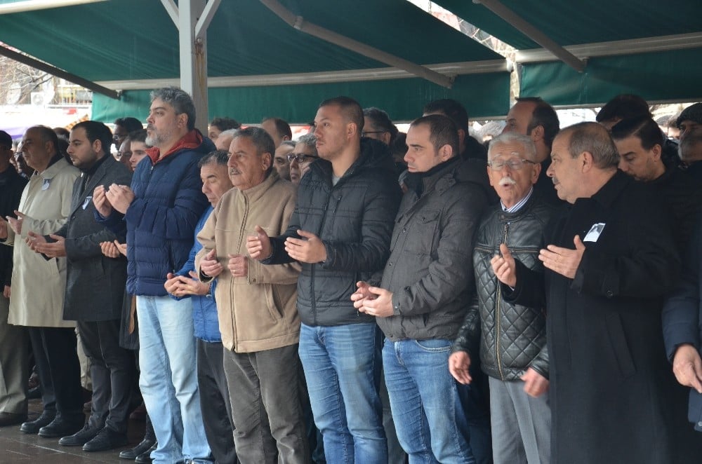 Sebahat Konya son yolculuğuna uğurlandı 