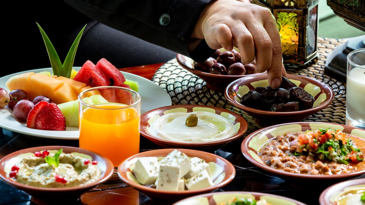 Sebebi bu hata... Ramazan’da böbrek taşı riski artıyor!