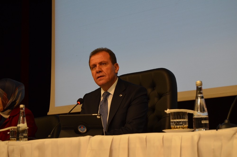 Seçer: “Bunun adı resmen gasptır. Vururum geçerim kardeşim” 