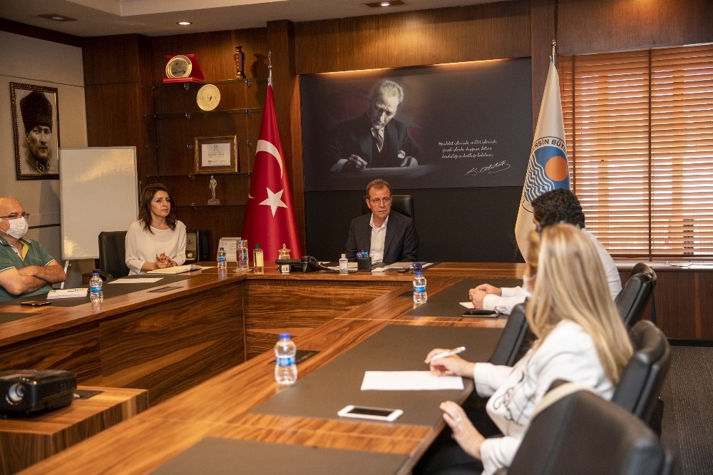 Seçer: 