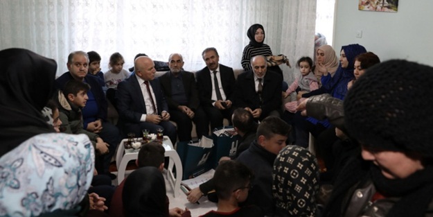 Seçim çalışmalarına Sekmen damgası