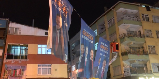 Seçim yasakları başladı, parti bayrakları toplandı