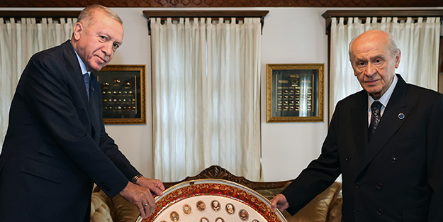 Seçimden sonra ilk kez oluyor! Cumhurbaşkanı Erdoğan Bahçeli'yi ziyaret etti