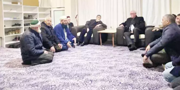 Seçime 1 gün kala gündemi altüst edecek gelişme! O partiden İsmailağa cemaatine ziyaret: Bize oy verin