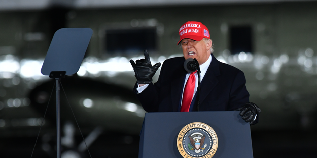 Nefesler tutuldu! Trump'tan ilk açıklama