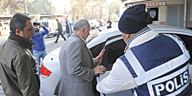 Sedat Laçiner, FETÖ/PDY üyeliğinden gözaltında