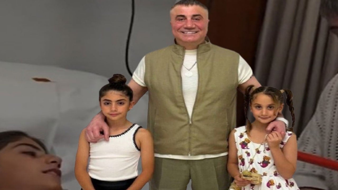 Sedat Peker'in kızları kaza yaptı! Üç takla atan aracın altı