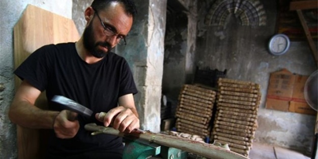 Sedef, hünerli ellerde sanata dönüşüyor