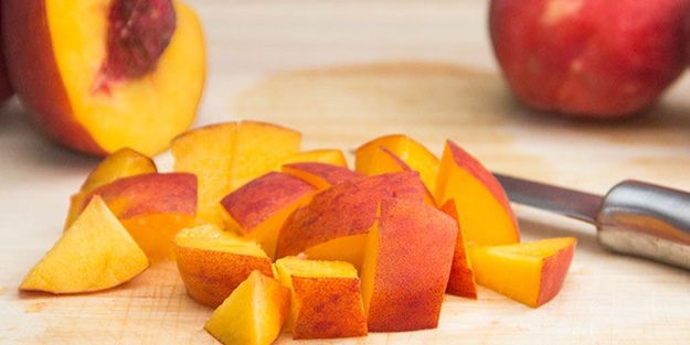 Şeftali marmelatı nasıl yapılır? Kahvaltılık şeftali marmelatı tarifi