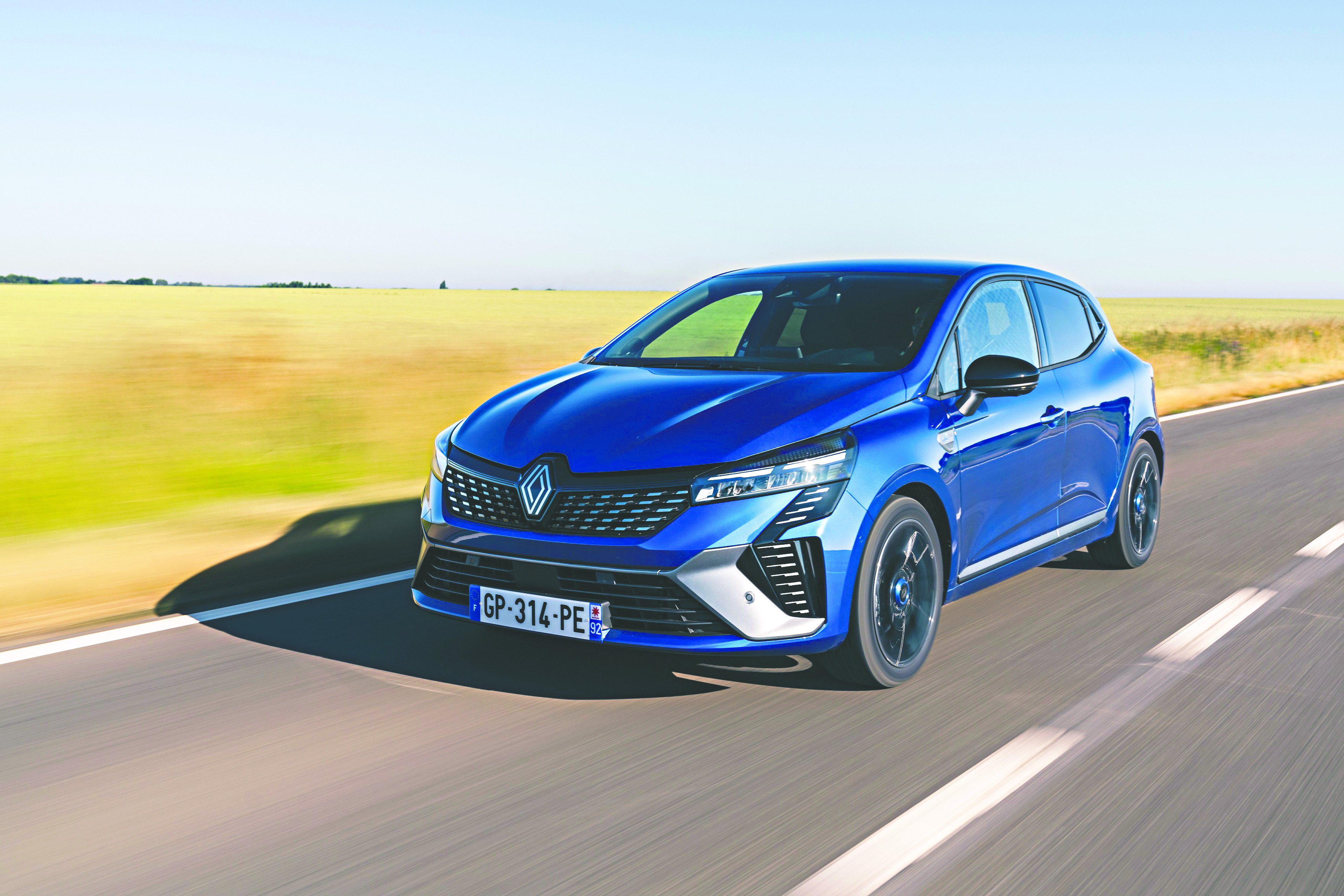 Segmentinin lideri Renault Clio yenilendi