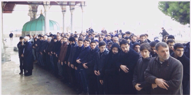 Şehid komutan Zehran Alluş için gıyabi cenaze namazı kılındı