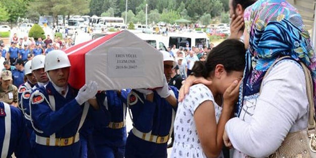 Şehidi binler uğurladı!