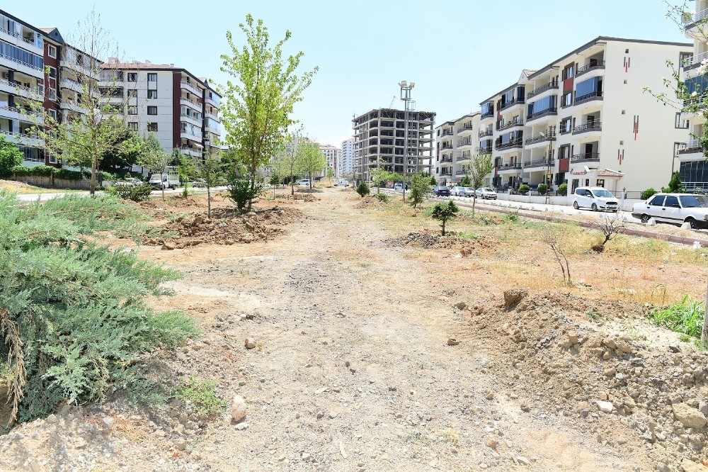 Şehidin adı Yeşilyurt’taki parka verildi 