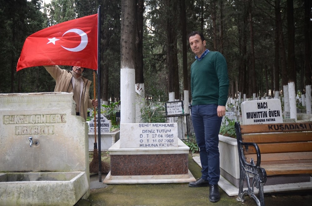 Şehidin kabrindeki bayrak yeniden dalgalanmaya başladı 