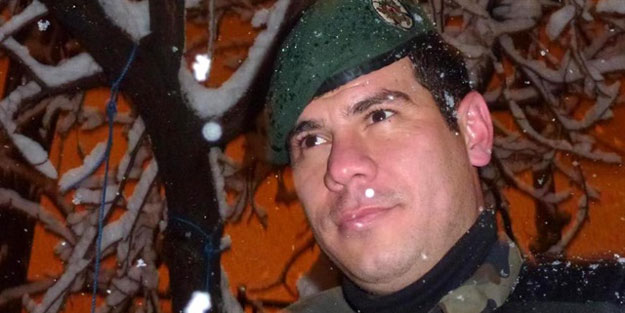 Şehidin cebindeki kanlı mektup ağlattı